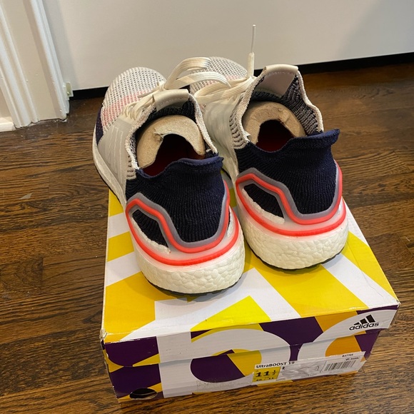 ULTRABOOST 19 'CLEAR BROWN - Picture 2 of 5